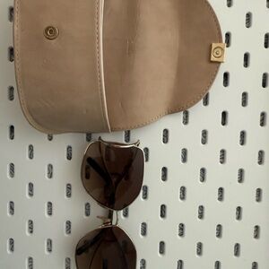 Elegant Chloe Sunglasses with Case